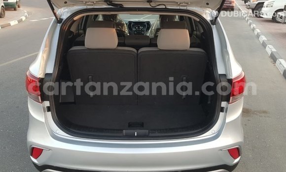 Nunua Imported Hyundai Santa Fe Nyingine Gari ndani ya Import - Dubai nchini Arusha Nunua Imported Hyundai Santa Fe Nyingine Gari ndani ya Import - Dubai nchini Arusha