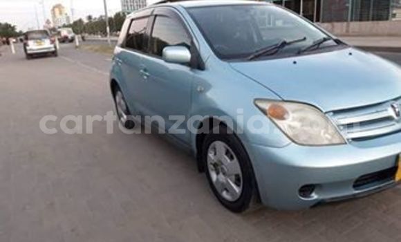 Buy Used Toyota IST Blue Car in Dar es Salaam in Dar es Salaam Buy Used Toyota IST Blue Car in Dar es Salaam in Dar es Salaam