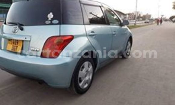 Buy Used Toyota IST Blue Car in Dar es Salaam in Dar es Salaam Buy Used Toyota IST Blue Car in Dar es Salaam in Dar es Salaam