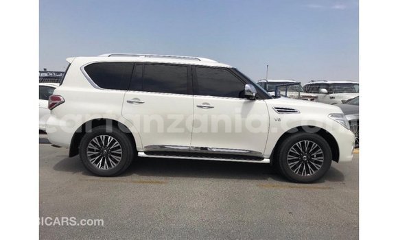 Nunua Imported Nissan Patrol Nyeupe Gari ndani ya Import - Dubai nchini Arusha Nunua Imported Nissan Patrol Nyeupe Gari ndani ya Import - Dubai nchini Arusha