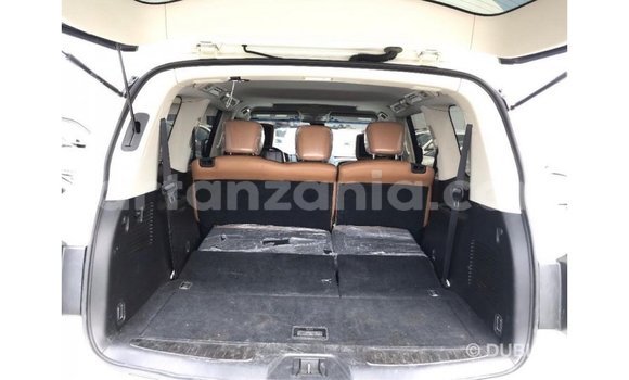 Nunua Imported Nissan Patrol Nyeupe Gari ndani ya Import - Dubai nchini Arusha Nunua Imported Nissan Patrol Nyeupe Gari ndani ya Import - Dubai nchini Arusha
