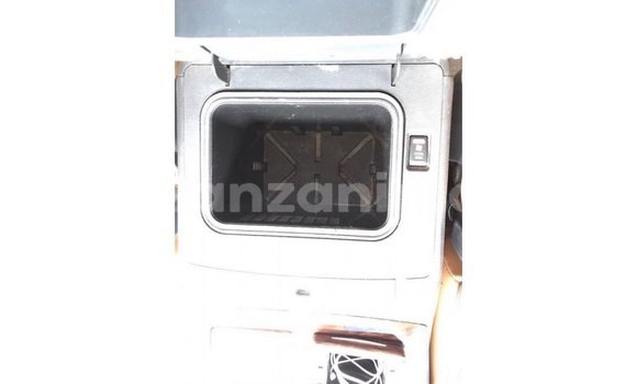 Nunua Imported Nissan Patrol Nyeupe Gari ndani ya Import - Dubai nchini Arusha Nunua Imported Nissan Patrol Nyeupe Gari ndani ya Import - Dubai nchini Arusha