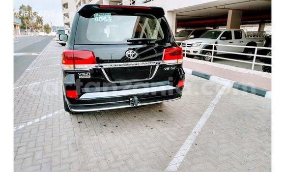Buy Import Toyota Land Cruiser Black Car in Import - Dubai in Arusha Buy Import Toyota Land Cruiser Black Car in Import - Dubai in Arusha