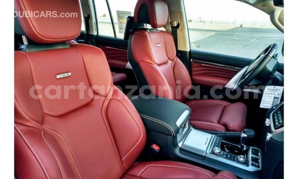 Buy Import Toyota Land Cruiser Black Car in Import - Dubai in Arusha Buy Import Toyota Land Cruiser Black Car in Import - Dubai in Arusha