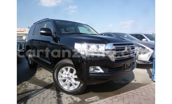Nunua Imported Toyota Land Cruiser Nyeusi Gari ndani ya Import - Dubai nchini Arusha Nunua Imported Toyota Land Cruiser Nyeusi Gari ndani ya Import - Dubai nchini Arusha