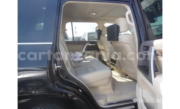 Nunua Imported Toyota Land Cruiser Nyeusi Gari ndani ya Import - Dubai nchini Arusha Nunua Imported Toyota Land Cruiser Nyeusi Gari ndani ya Import - Dubai nchini Arusha