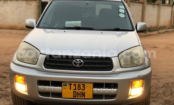 Buy Used Toyota RAV4 Silver Car in Dar es Salaam in Dar es Salaam Buy Used Toyota RAV4 Silver Car in Dar es Salaam in Dar es Salaam