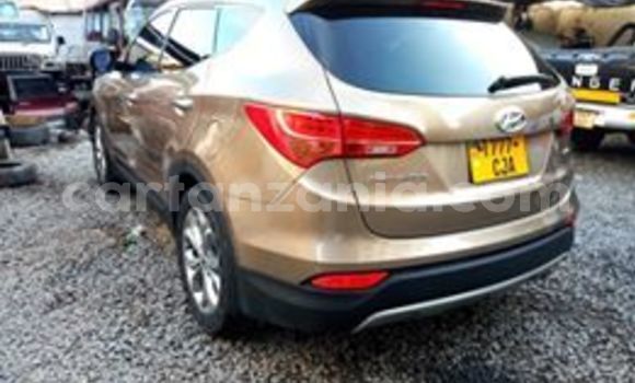 Buy Used Hyundai Santa Fe Brown Car in Dar es Salaam in Dar es Salaam Buy Used Hyundai Santa Fe Brown Car in Dar es Salaam in Dar es Salaam