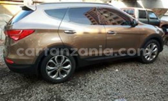Buy Used Hyundai Santa Fe Brown Car in Dar es Salaam in Dar es Salaam Buy Used Hyundai Santa Fe Brown Car in Dar es Salaam in Dar es Salaam