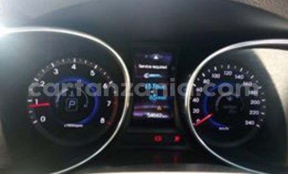 Buy Used Hyundai Santa Fe Brown Car in Dar es Salaam in Dar es Salaam Buy Used Hyundai Santa Fe Brown Car in Dar es Salaam in Dar es Salaam