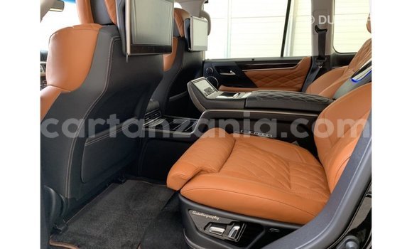 Nunua Imported Lexus LX Nyeusi Gari ndani ya Import - Dubai nchini Arusha Nunua Imported Lexus LX Nyeusi Gari ndani ya Import - Dubai nchini Arusha