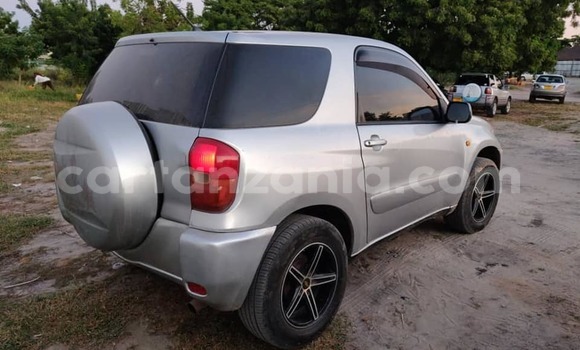 Buy Used Toyota RAV4 Silver Car in Dar es Salaam in Dar es Salaam Buy Used Toyota RAV4 Silver Car in Dar es Salaam in Dar es Salaam