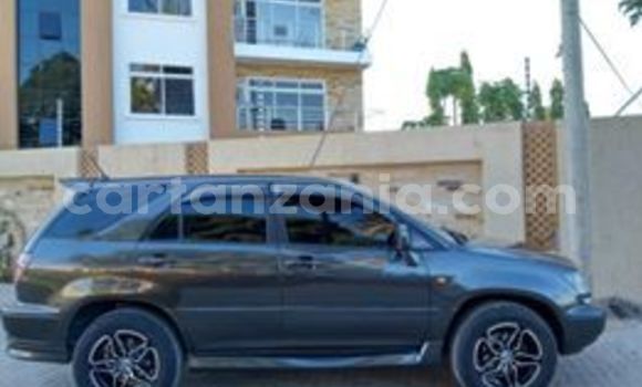 Buy Used Toyota Harrier Black Car in Dar es Salaam in Dar es Salaam Buy Used Toyota Harrier Black Car in Dar es Salaam in Dar es Salaam
