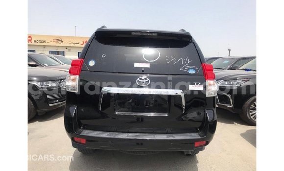 Nunua Imported Toyota Land Cruiser Nyeusi Gari ndani ya Import - Dubai nchini Arusha Nunua Imported Toyota Land Cruiser Nyeusi Gari ndani ya Import - Dubai nchini Arusha