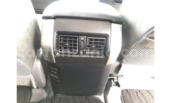 Nunua Imported Toyota Land Cruiser Nyeusi Gari ndani ya Import - Dubai nchini Arusha Nunua Imported Toyota Land Cruiser Nyeusi Gari ndani ya Import - Dubai nchini Arusha