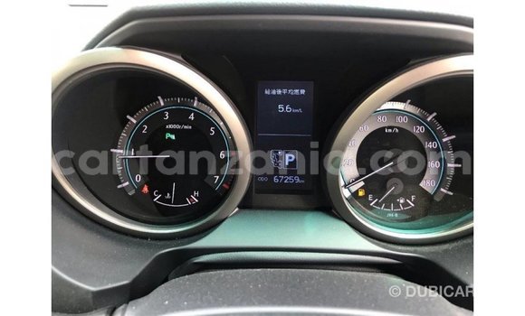 Nunua Imported Toyota Land Cruiser Nyeusi Gari ndani ya Import - Dubai nchini Arusha Nunua Imported Toyota Land Cruiser Nyeusi Gari ndani ya Import - Dubai nchini Arusha