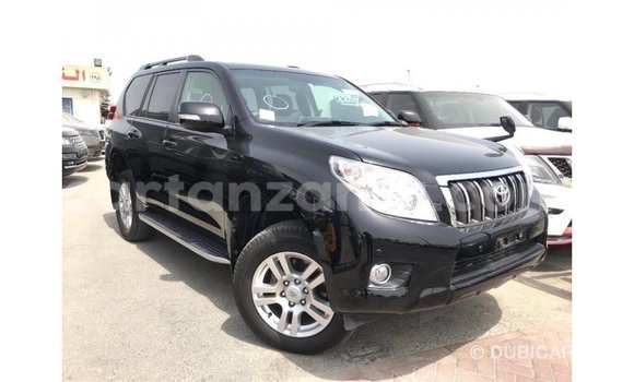 Nunua Imported Toyota Land Cruiser Nyeusi Gari ndani ya Import - Dubai nchini Arusha Nunua Imported Toyota Land Cruiser Nyeusi Gari ndani ya Import - Dubai nchini Arusha