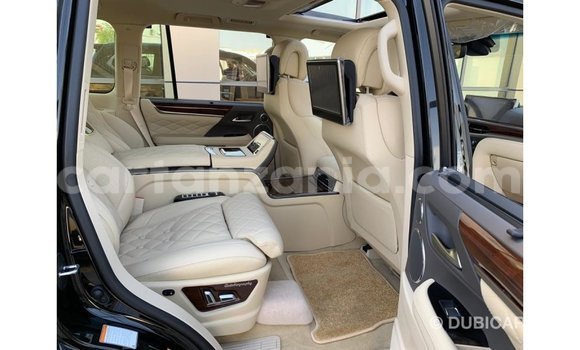 Nunua Imported Lexus LX Nyeusi Gari ndani ya Import - Dubai nchini Arusha Nunua Imported Lexus LX Nyeusi Gari ndani ya Import - Dubai nchini Arusha
