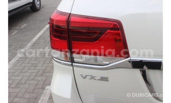 Buy Import Toyota Land Cruiser White Car in Import - Dubai in Arusha Buy Import Toyota Land Cruiser White Car in Import - Dubai in Arusha