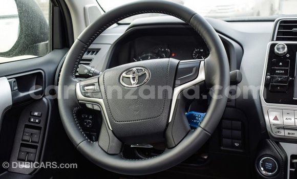 Nunua Imported Toyota Prado Nyeusi Gari ndani ya Import - Dubai nchini Arusha Nunua Imported Toyota Prado Nyeusi Gari ndani ya Import - Dubai nchini Arusha