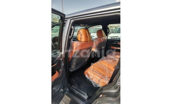 Nunua Imported Lexus LX Nyingine Gari ndani ya Import - Dubai nchini Arusha Nunua Imported Lexus LX Nyingine Gari ndani ya Import - Dubai nchini Arusha