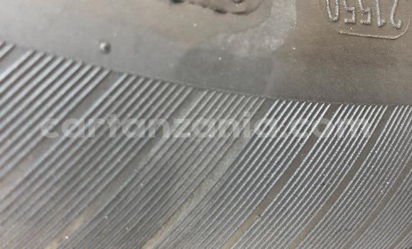 Buy Used Toyota Yaris Verso Red Car in Arusha in Arusha Buy Used Toyota Yaris Verso Red Car in Arusha in Arusha