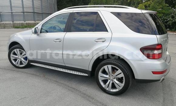 Buy Used Mercedes‒Benz ML–Class Silver Car in Arusha in Arusha Buy Used Mercedes‒Benz ML–Class Silver Car in Arusha in Arusha