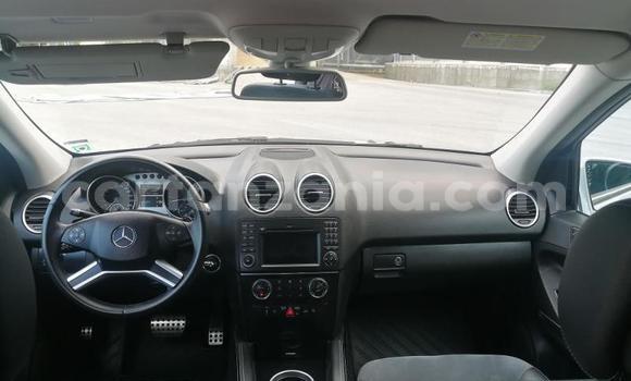 Buy Used Mercedes‒Benz ML–Class Silver Car in Arusha in Arusha Buy Used Mercedes‒Benz ML–Class Silver Car in Arusha in Arusha