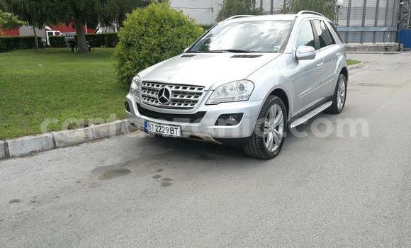 Buy Used Mercedes‒Benz ML–Class Silver Car in Arusha in Arusha Buy Used Mercedes‒Benz ML–Class Silver Car in Arusha in Arusha