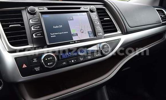 Buy Used Toyota Highlander Red Car in Arusha in Arusha Buy Used Toyota Highlander Red Car in Arusha in Arusha