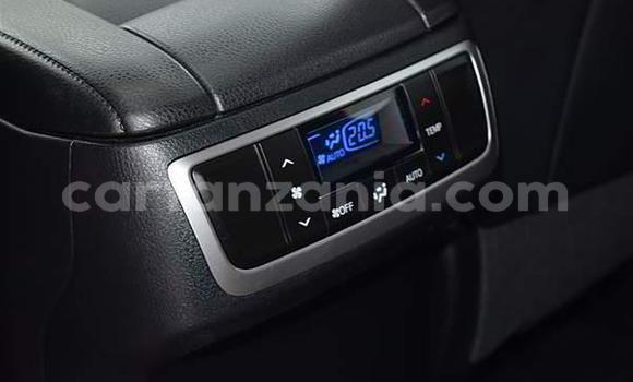 Buy Used Toyota Highlander Red Car in Arusha in Arusha Buy Used Toyota Highlander Red Car in Arusha in Arusha