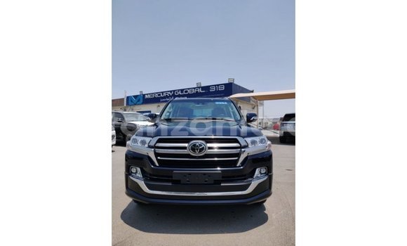 Nunua Imported Toyota Land Cruiser Nyeusi Gari ndani ya Import - Dubai nchini Arusha Nunua Imported Toyota Land Cruiser Nyeusi Gari ndani ya Import - Dubai nchini Arusha