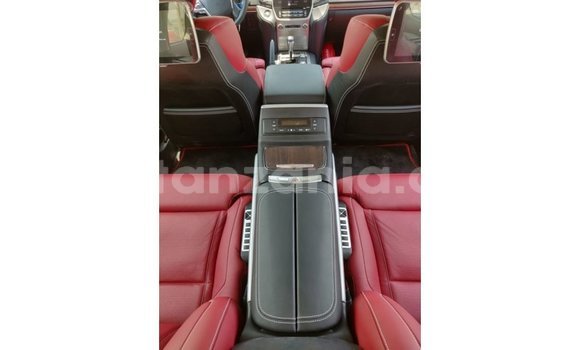 Nunua Imported Toyota Land Cruiser Nyeusi Gari ndani ya Import - Dubai nchini Arusha Nunua Imported Toyota Land Cruiser Nyeusi Gari ndani ya Import - Dubai nchini Arusha