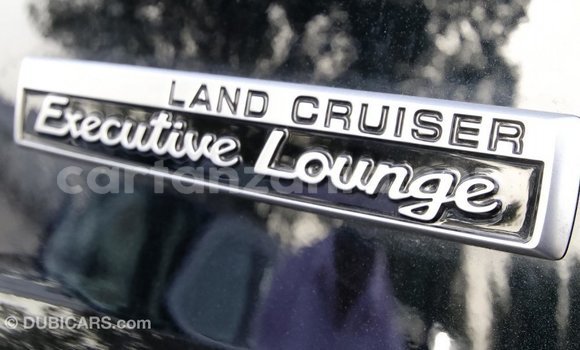 Nunua Imported Toyota Land Cruiser Nyeusi Gari ndani ya Import - Dubai nchini Arusha Nunua Imported Toyota Land Cruiser Nyeusi Gari ndani ya Import - Dubai nchini Arusha