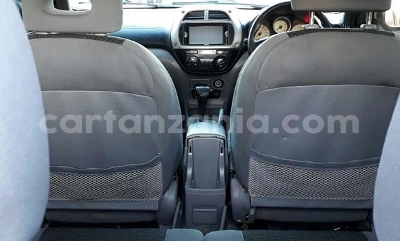 Nunua Ilio tumika Toyota RAV4 Fedha Gari ndani ya Dar es Salaam nchini Dar es Salaam Nunua Ilio tumika Toyota RAV4 Fedha Gari ndani ya Dar es Salaam nchini Dar es Salaam