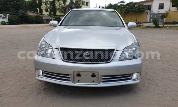 Nunua Ilio tumika Toyota Crown Fedha Gari ndani ya Dar es Salaam nchini Dar es Salaam Nunua Ilio tumika Toyota Crown Fedha Gari ndani ya Dar es Salaam nchini Dar es Salaam