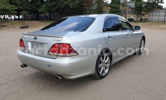Nunua Ilio tumika Toyota Crown Fedha Gari ndani ya Dar es Salaam nchini Dar es Salaam Nunua Ilio tumika Toyota Crown Fedha Gari ndani ya Dar es Salaam nchini Dar es Salaam