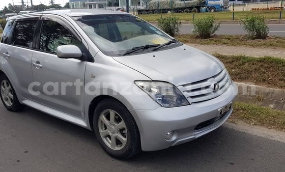 Nunua Ilio tumika Toyota IST Fedha Gari ndani ya Dar es Salaam nchini Dar es Salaam Nunua Ilio tumika Toyota IST Fedha Gari ndani ya Dar es Salaam nchini Dar es Salaam