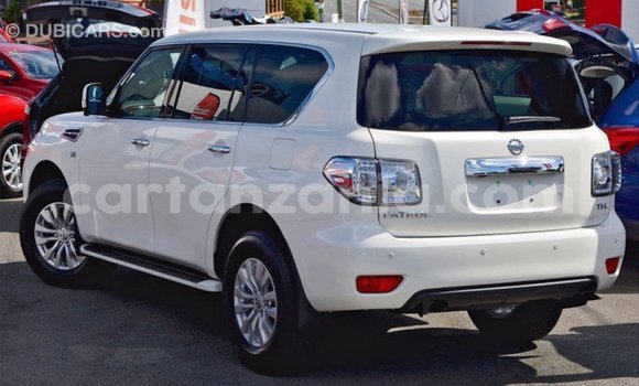 Nunua Imported Nissan Patrol Nyeupe Gari ndani ya Import - Dubai nchini Arusha Nunua Imported Nissan Patrol Nyeupe Gari ndani ya Import - Dubai nchini Arusha