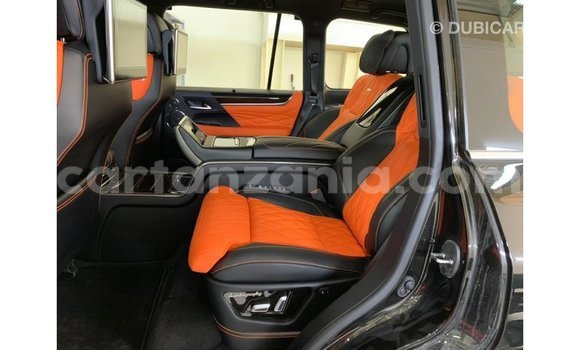 Nunua Imported Lexus LX Nyeusi Gari ndani ya Import - Dubai nchini Arusha Nunua Imported Lexus LX Nyeusi Gari ndani ya Import - Dubai nchini Arusha