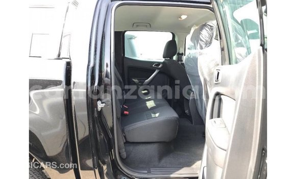 Nunua Imported Ford Ranger Nyeusi Gari ndani ya Import - Dubai nchini Arusha Nunua Imported Ford Ranger Nyeusi Gari ndani ya Import - Dubai nchini Arusha