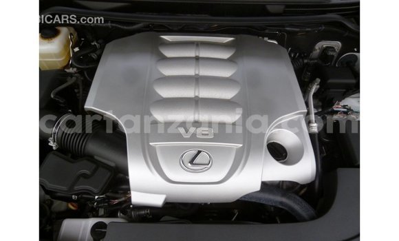 Buy Import Lexus LX White Car in Import - Dubai in Arusha Buy Import Lexus LX White Car in Import - Dubai in Arusha