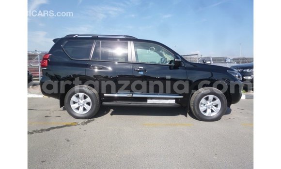 Nunua Imported Toyota Prado Nyeusi Gari ndani ya Import - Dubai nchini Arusha Nunua Imported Toyota Prado Nyeusi Gari ndani ya Import - Dubai nchini Arusha