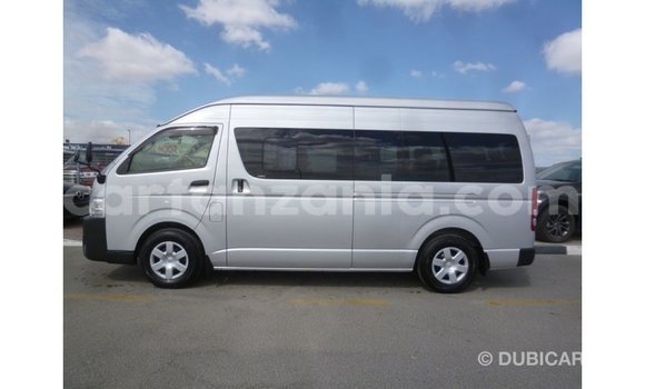 Nunua Imported Toyota Hiace Nyingine Gari ndani ya Import - Dubai nchini Arusha Nunua Imported Toyota Hiace Nyingine Gari ndani ya Import - Dubai nchini Arusha