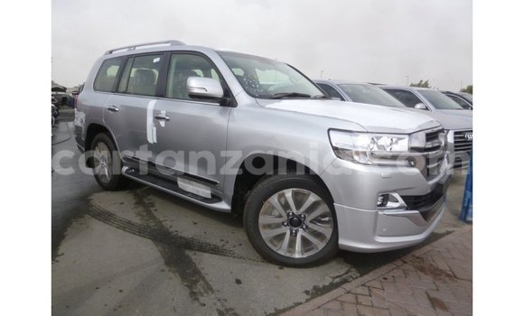 Nunua Imported Toyota Land Cruiser Nyingine Gari ndani ya Import - Dubai nchini Arusha Nunua Imported Toyota Land Cruiser Nyingine Gari ndani ya Import - Dubai nchini Arusha