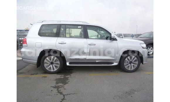 Nunua Imported Toyota Land Cruiser Nyingine Gari ndani ya Import - Dubai nchini Arusha Nunua Imported Toyota Land Cruiser Nyingine Gari ndani ya Import - Dubai nchini Arusha