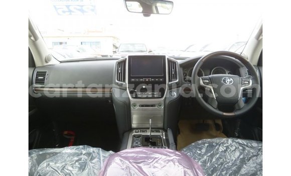 Nunua Imported Toyota Land Cruiser Nyingine Gari ndani ya Import - Dubai nchini Arusha Nunua Imported Toyota Land Cruiser Nyingine Gari ndani ya Import - Dubai nchini Arusha