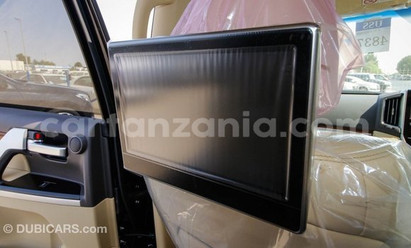 Buy Import Toyota Land Cruiser Black Car in Import - Dubai in Arusha Buy Import Toyota Land Cruiser Black Car in Import - Dubai in Arusha