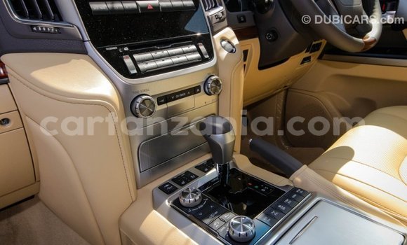 Buy Import Toyota Land Cruiser Black Car in Import - Dubai in Arusha Buy Import Toyota Land Cruiser Black Car in Import - Dubai in Arusha