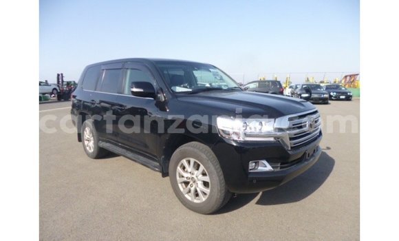 Nunua Imported Toyota Land Cruiser Nyeusi Gari ndani ya Import - Dubai nchini Arusha Nunua Imported Toyota Land Cruiser Nyeusi Gari ndani ya Import - Dubai nchini Arusha